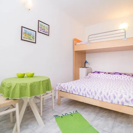 Vendégház Mili 732